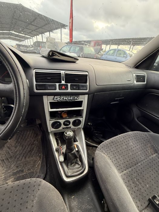 Голф 4 1.9 TDI  81 kW (110 к.с.) на части