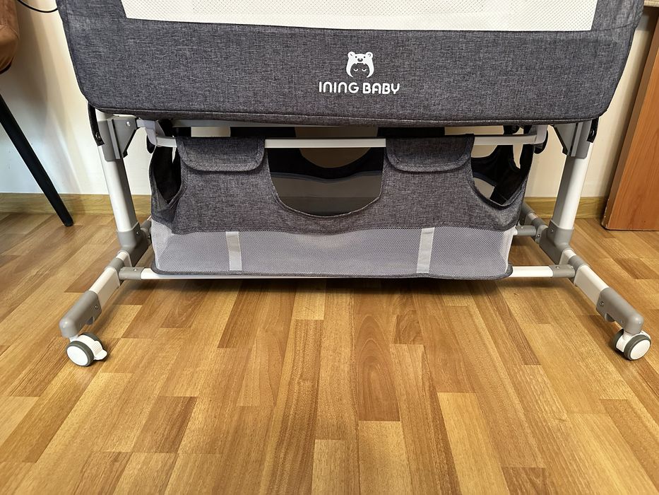 Манеж-кровать на колесиках