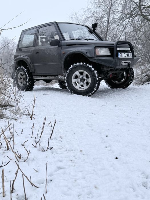 Suzuki vitara off road