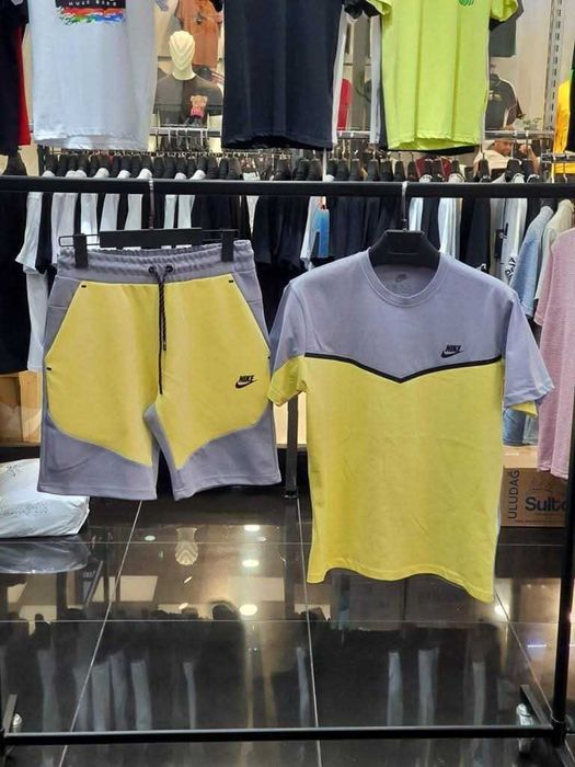 Мъжки къси екипи Nike