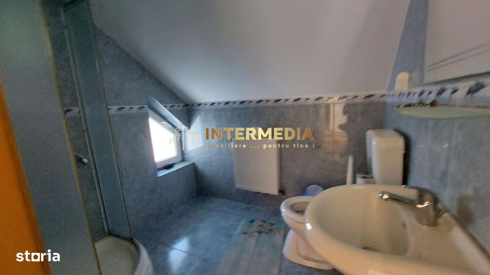 Apartament 3 camere si Garaj, in Vila, finisat