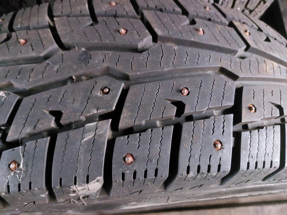 Колеса с дисками на Lada Largus