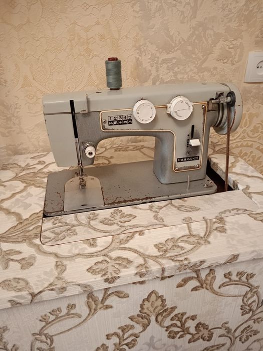 Швейная машина Чайка 3
