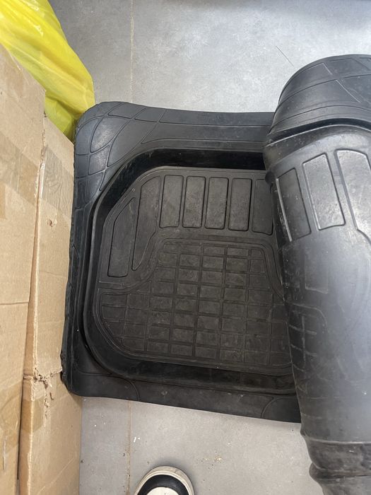 Полики/коврик для машины