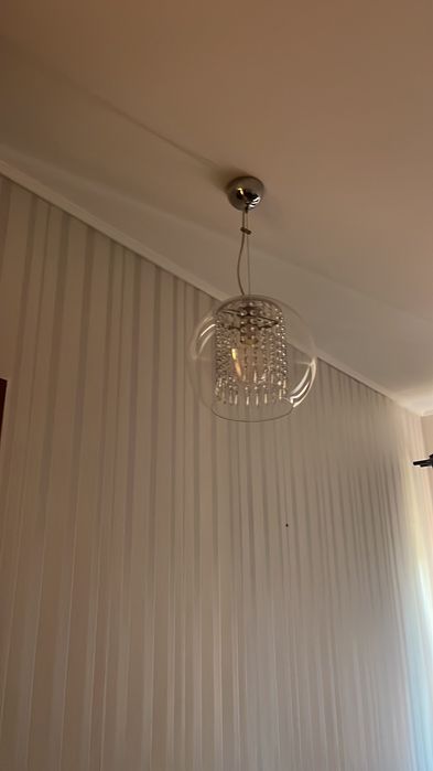 Vând corpuri de iluminat Mobexpert