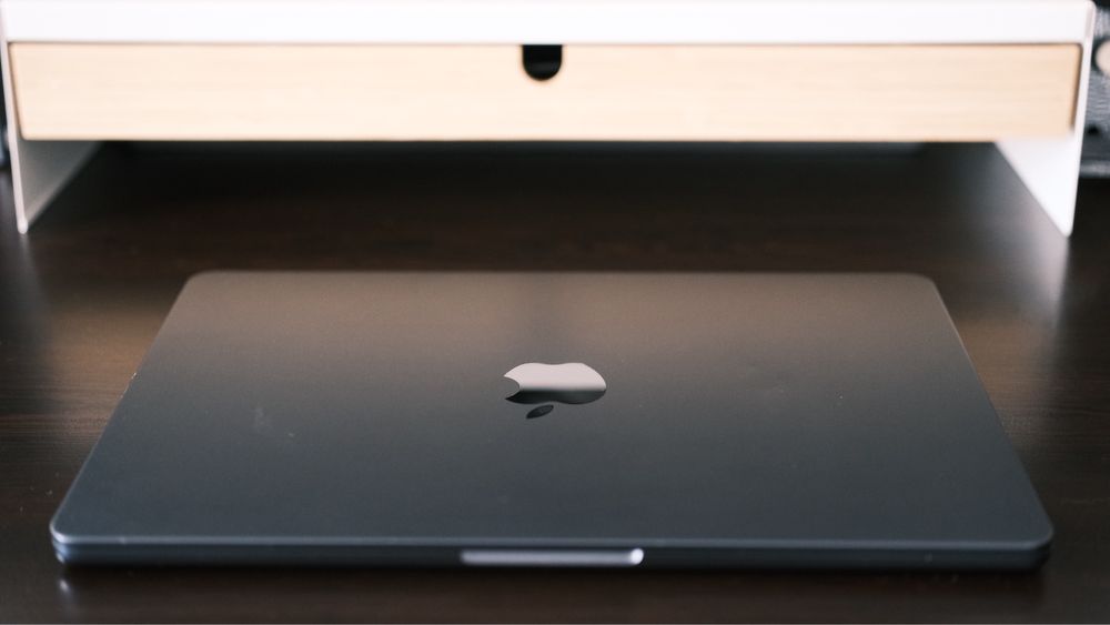 Macbook Air M4 13 inch, midnight 16 ram 256 ssd