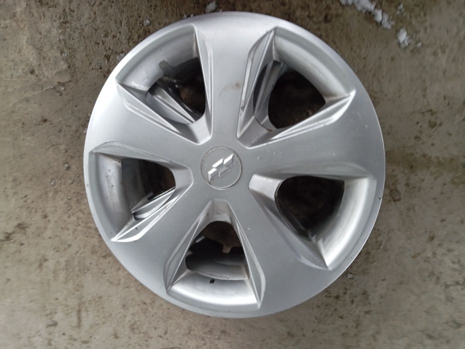 Продаеться колпаки на R 15 и R14