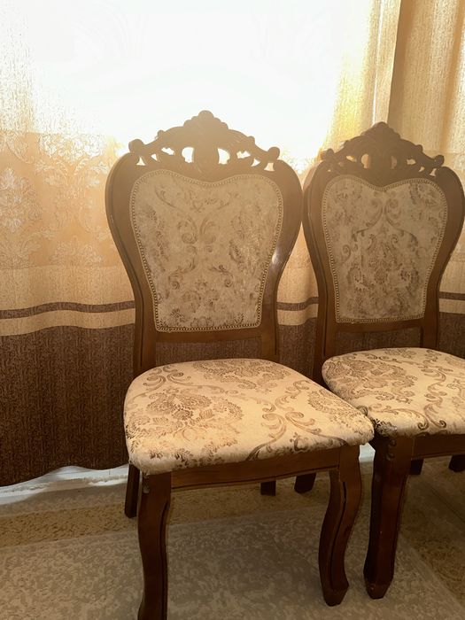 Продам стулья для готиной