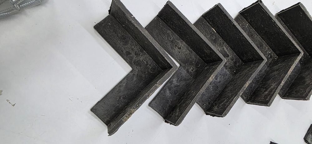 Предпазни ПВЦ ъгли за опаковане. цената е за 10 броя