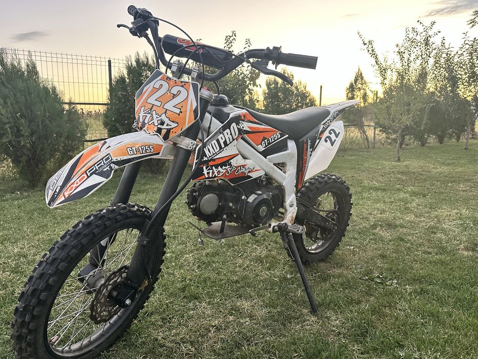 Pret fixx! Pitbike / Dirtbike KXD Pro GT-125S (125cc) – Cauciucuri Noi / Stare Bună