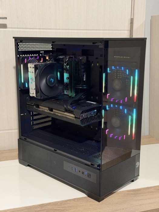 Геймърски компютър i7-6700, RX5700, 32GB