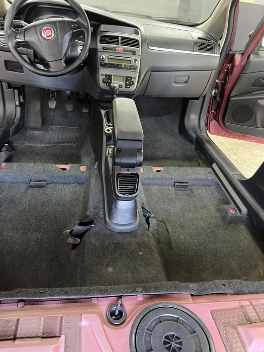 Curatare scaune auto/ Solutie scaune/ Retapitare plafoane/ Tapiterie