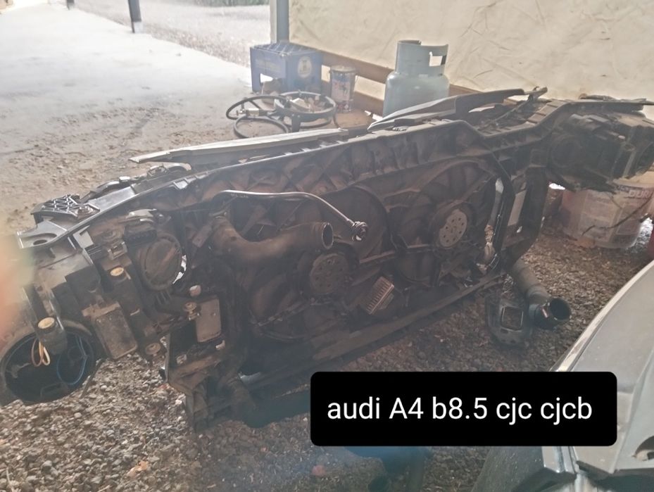 Far stanga dreapta Audi A4 b8.5 facelift 2012