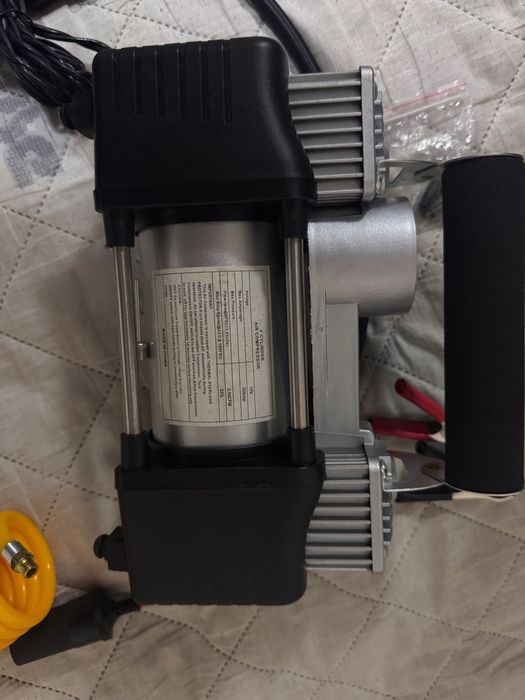 Автомобильный насос / воздушный компрессор