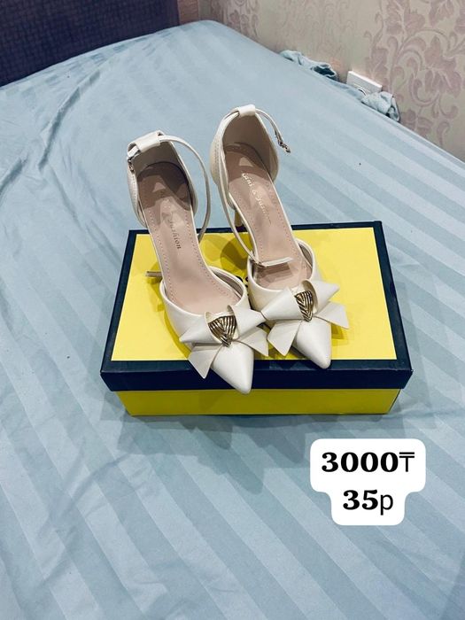 Женский одежды для