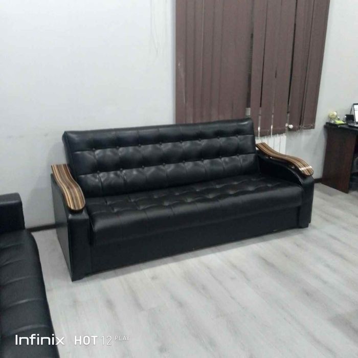 Yangi mebellar sotiladi