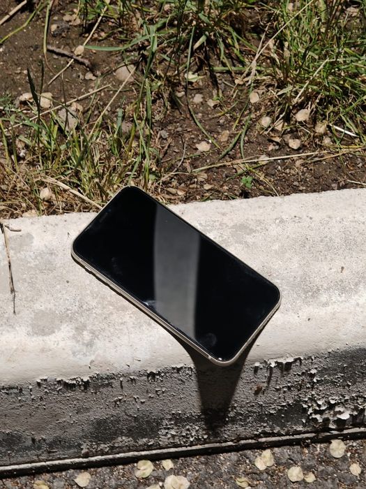 Продам Iphone 11 128gb