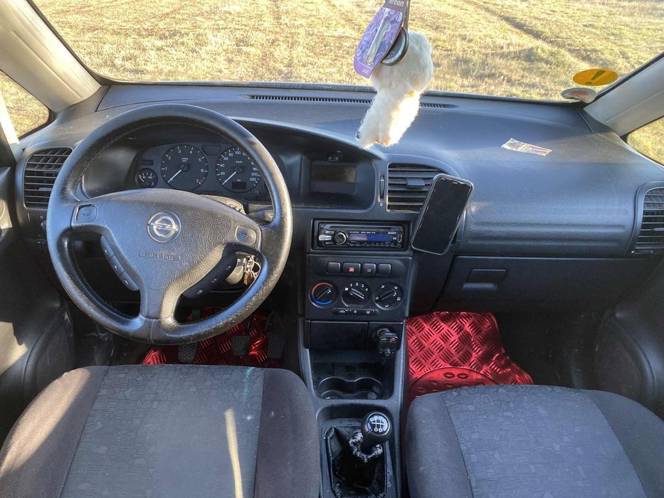Vand/schimb Opel zafira A-1.8 benzina