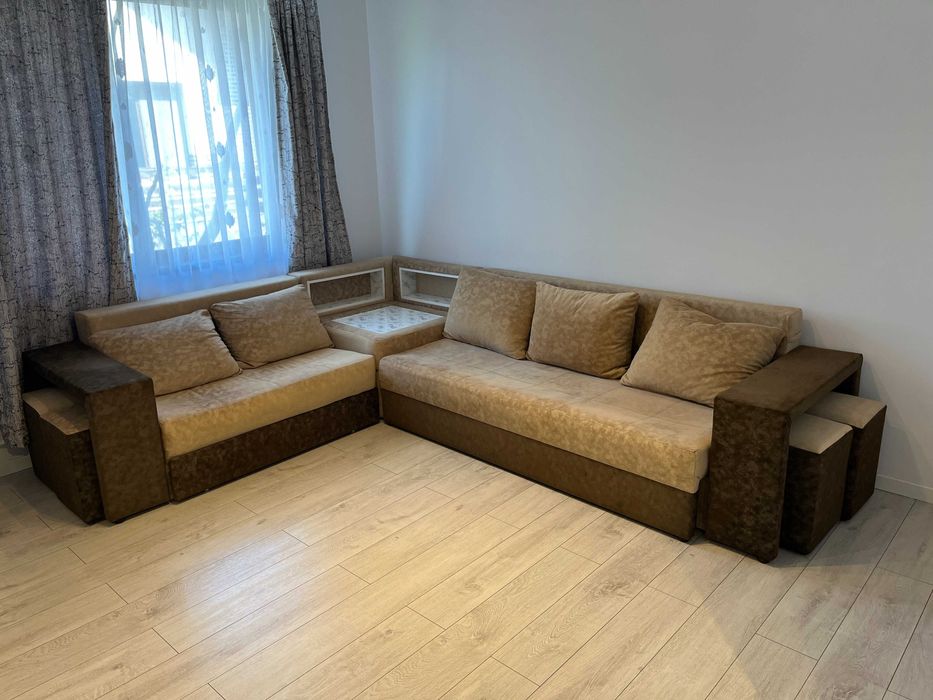 Canapea modulara extensibila coltar cu spatiu depozitare si tabureti