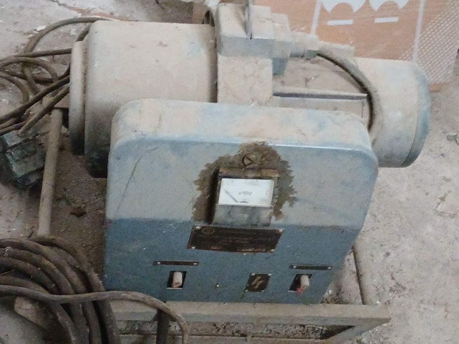 Электродвигатель на 220/380в