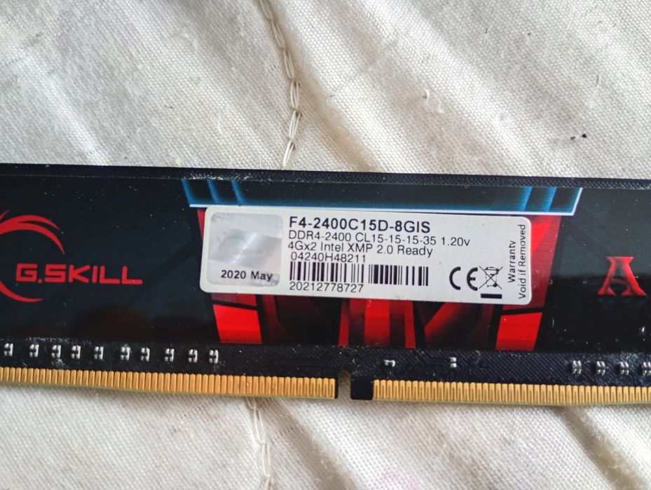 Vând kit ddr4 pentru pc