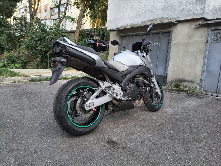 Suzuki GSR 600 din 2010 impecabil