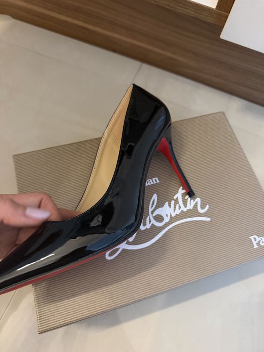 Pantofi piele talpa rosie louboutin
