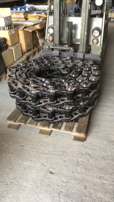 Lant senila pt. Excavatoare Volvo EC 290 pe stoc