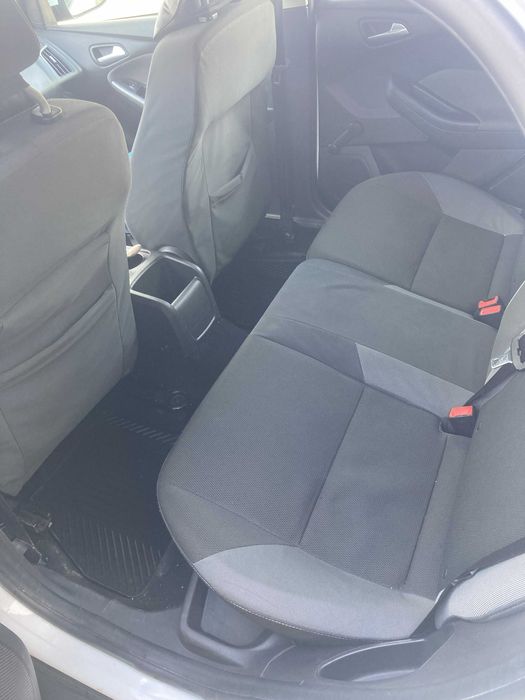 Ford Focus MK3 -1.6 TDCi 95 CP – 2011 – 277.000 km – 4.100€ negociabil