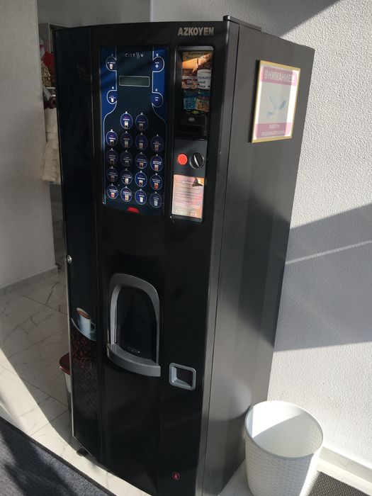 Кофеаппарат и Снек