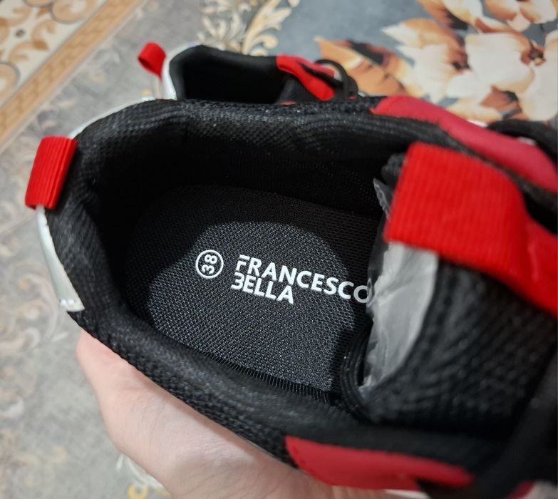 Кроссовка женский