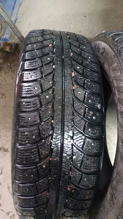 Шины зимние 185/65/15