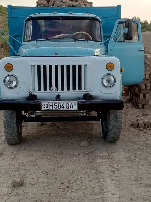 Gaz 53 samosval  sotiladi srochna. Holati alo.