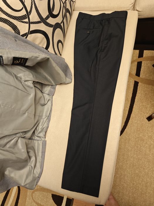 Мъжки     костюм