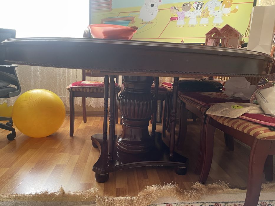 Продам стол со стульями