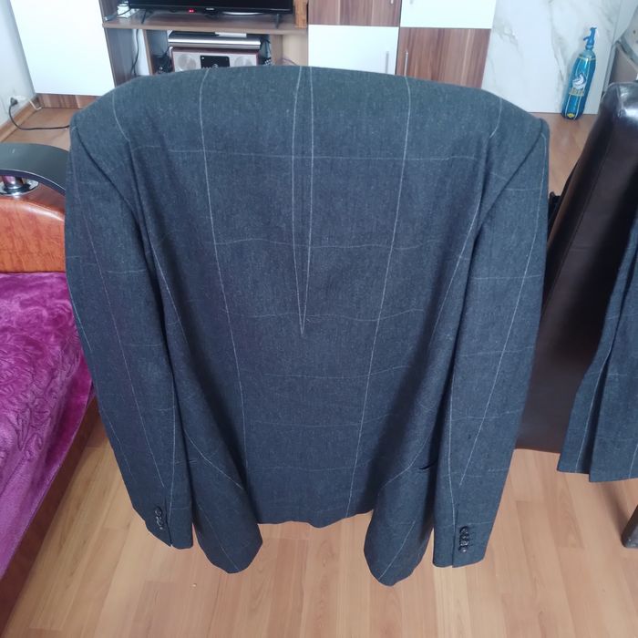 Costum barbatesc Hugo Boss