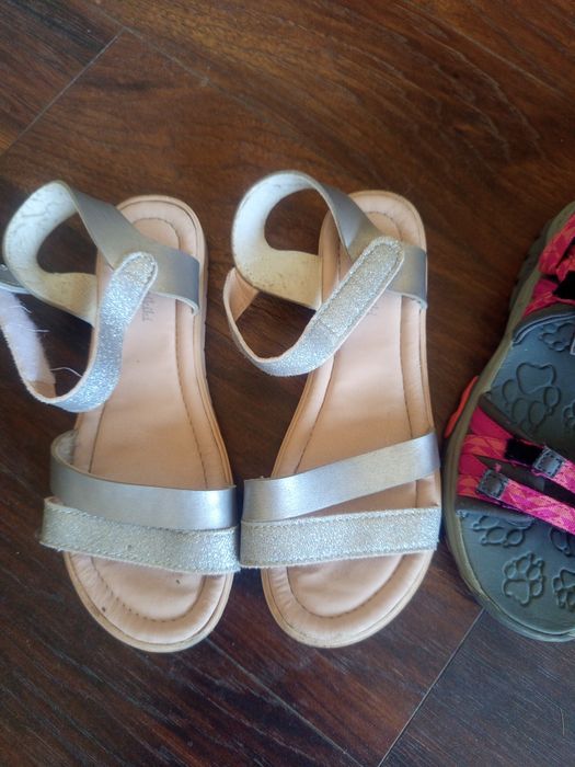 Детски обувки и сандали  35 номер по 5 лв