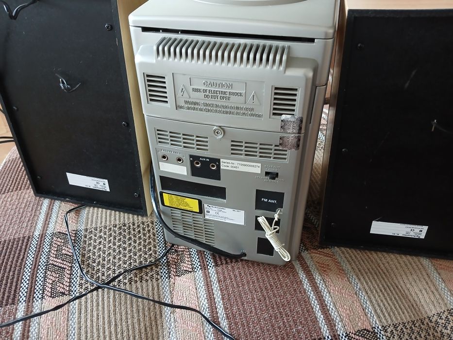Sistem audio cd player, casetofon, radio, boxe Schneider