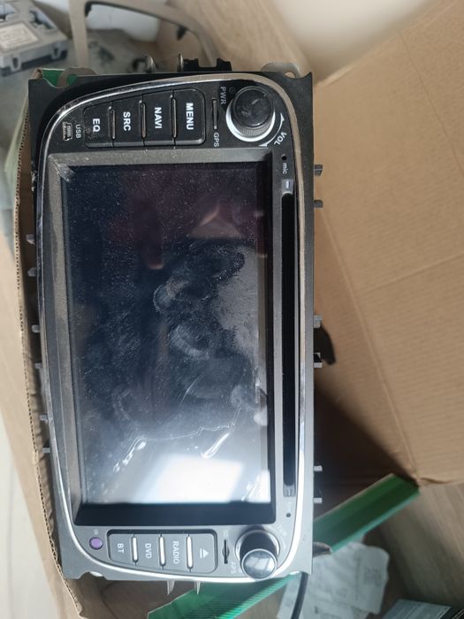 Navigatie multimedia Ford Focus dupa 2008