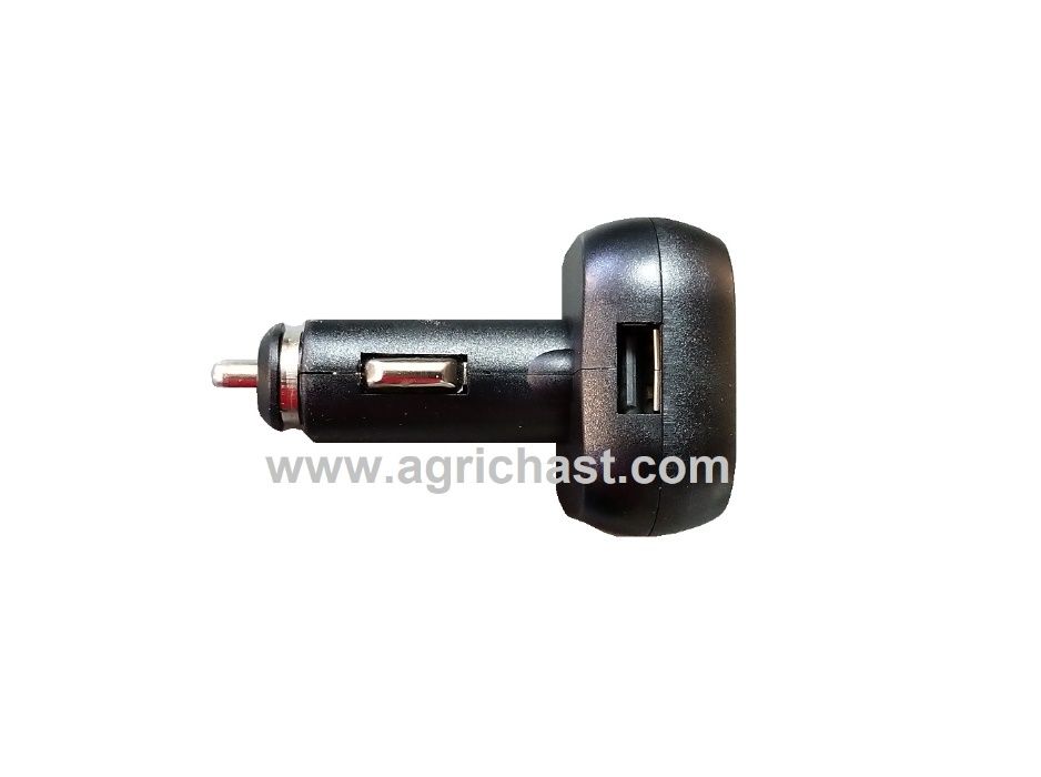 Волтметър, термометър и USB за автомобил.