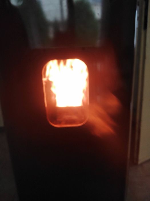 Пелетна камина ECO HEAT HOME 15 kw