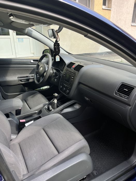 Volkswagen Golf V
