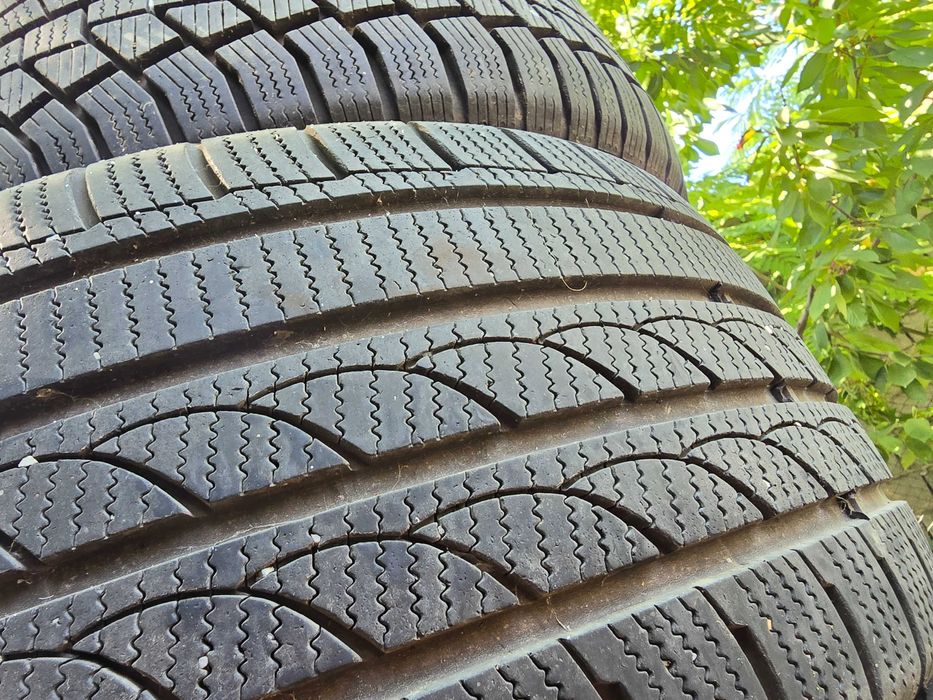 285 45 20 225 40 18 245 235 225 205 195 16 17 anvelope