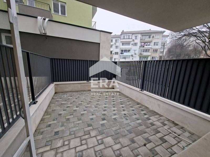 Дава се под наем Двустаен апартамент в Плевен, 9-ти квартал - 65 кв.м за 458.49 € - Снимка #4