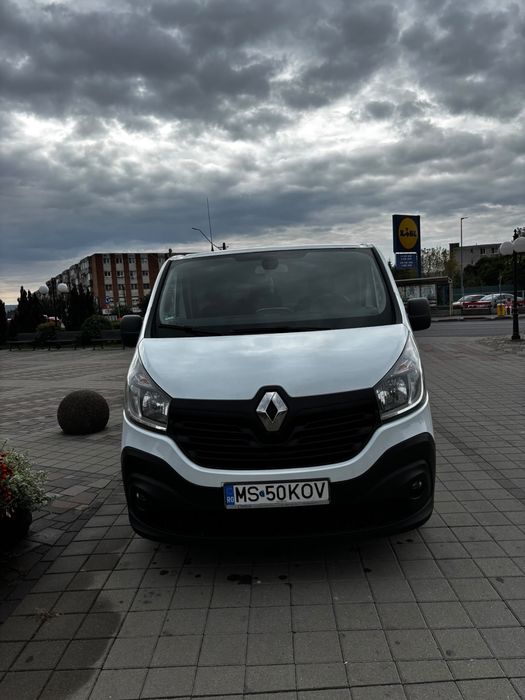 RENAULT Trafic 2016 — imagine 2