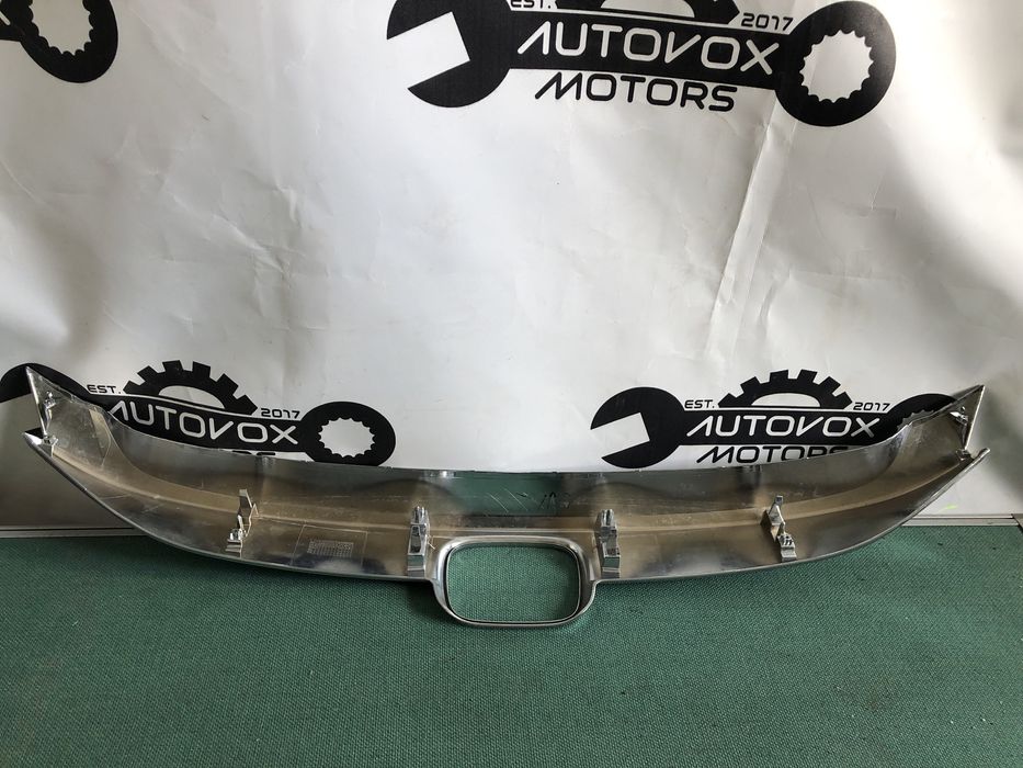 Ornament crom grila Honda Civic an 2014-2018