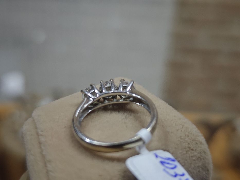 Inel aur alb 18k 3.13gr (r)