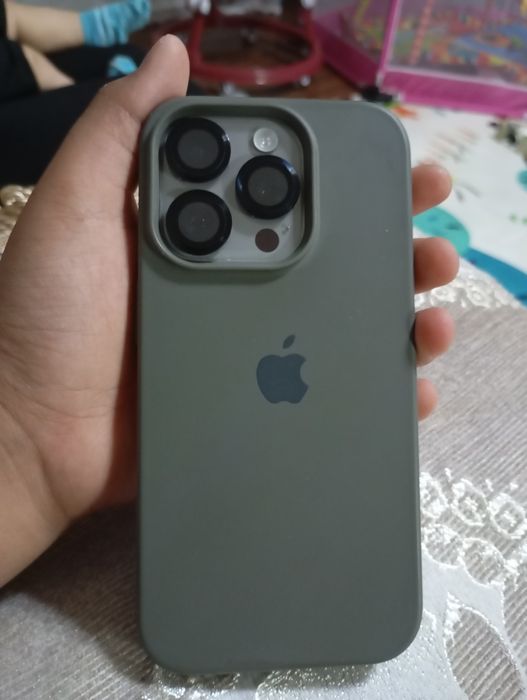 Продается Iphone 15 pro 128Gb.