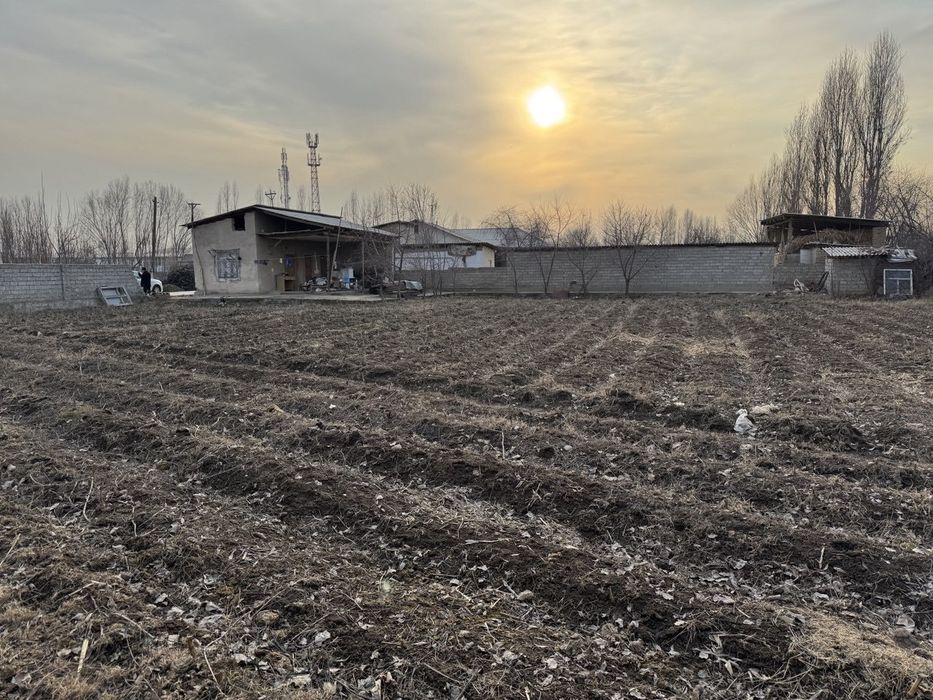 Срочно продаётся участок 8 сотток