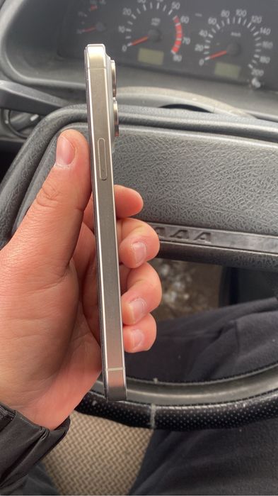 айфон 15 про мах